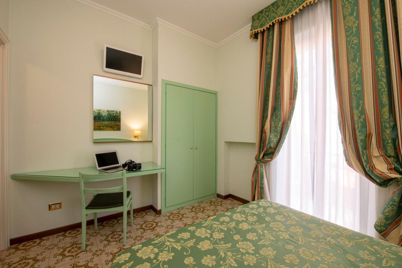 Hotel Moderno Stresa Exterior foto