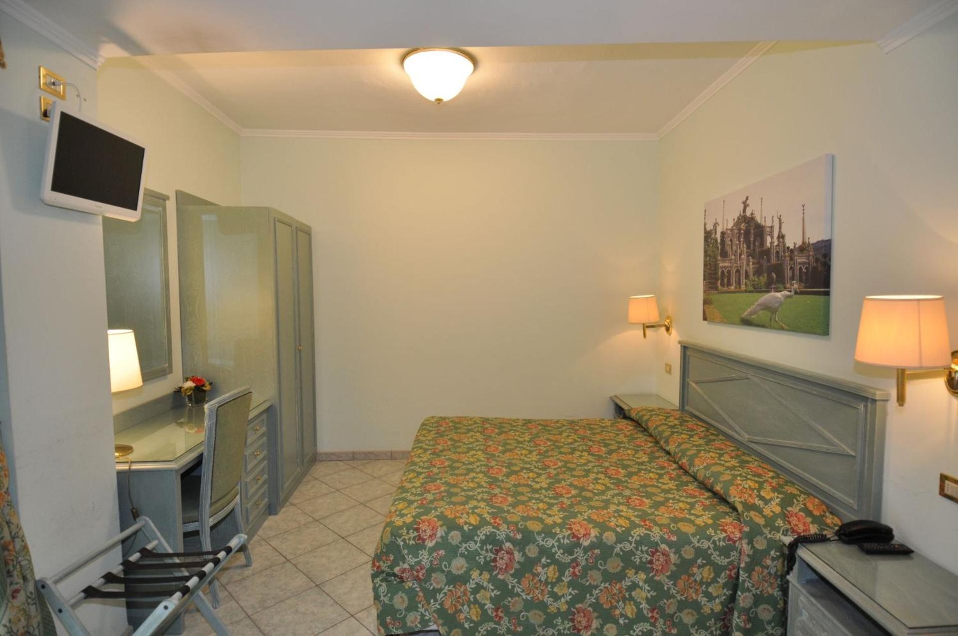 Hotel Moderno Stresa Habitación foto