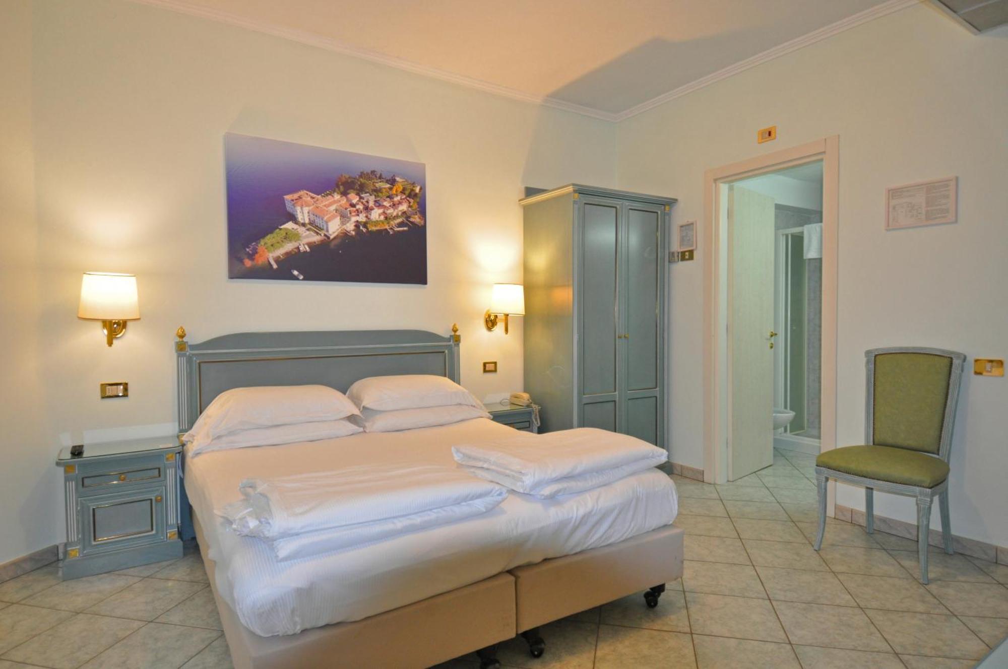 Hotel Moderno Stresa Exterior foto