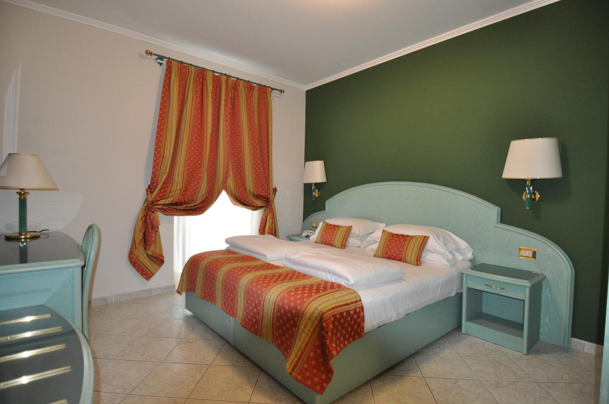 Hotel Moderno Stresa Exterior foto
