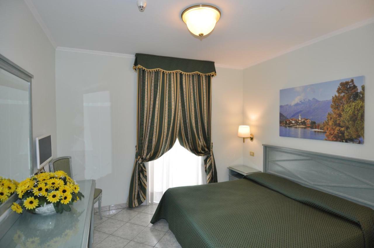 Hotel Moderno Stresa Exterior foto