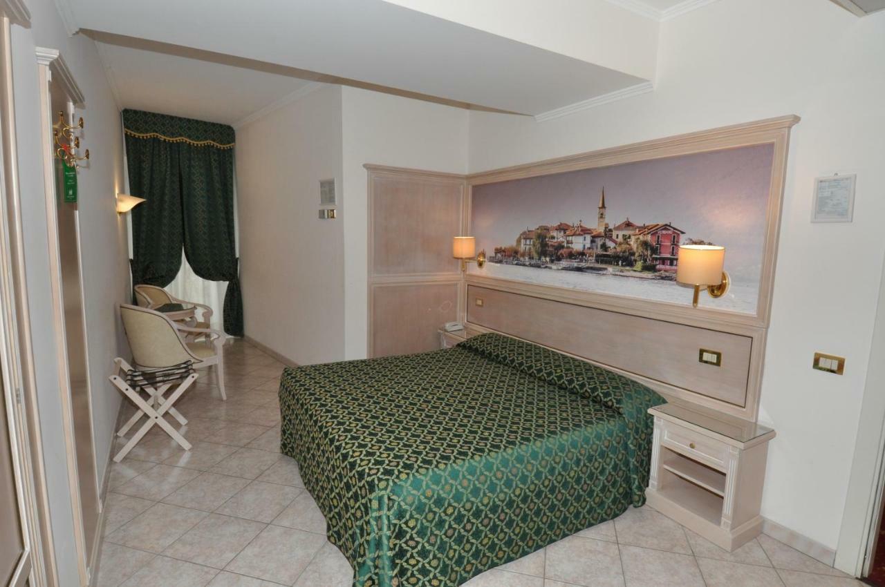 Hotel Moderno Stresa Exterior foto