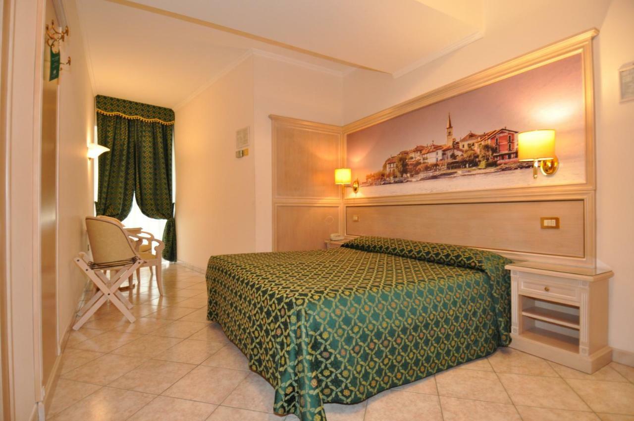 Hotel Moderno Stresa Exterior foto